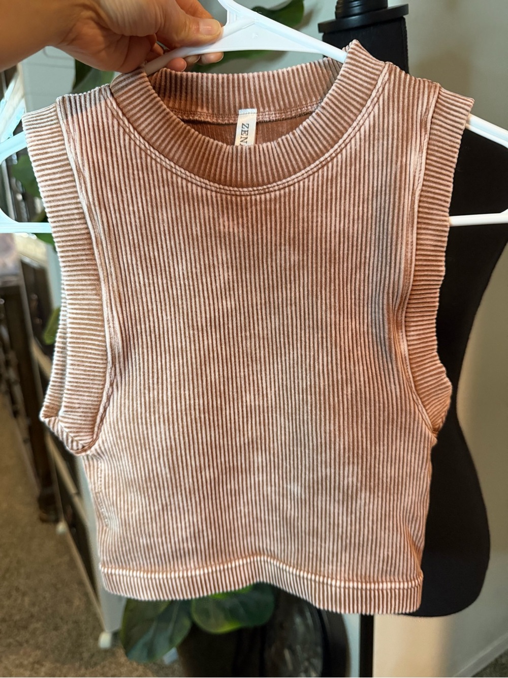 Zena Ribbed Sleeveless Crop Top